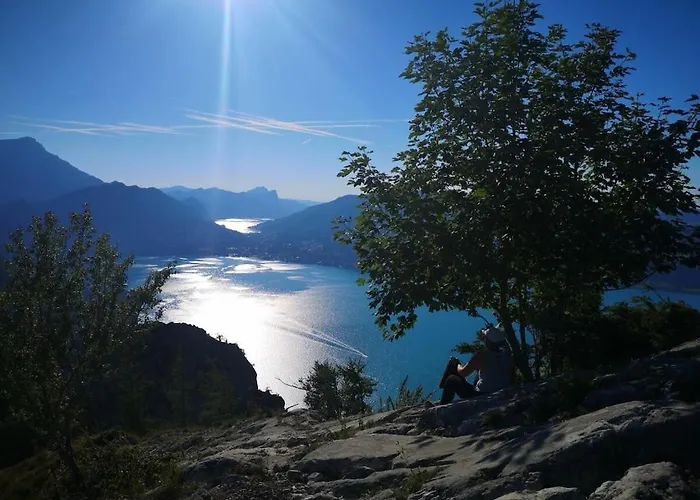 One-bedroom نسدورف ام اترسي